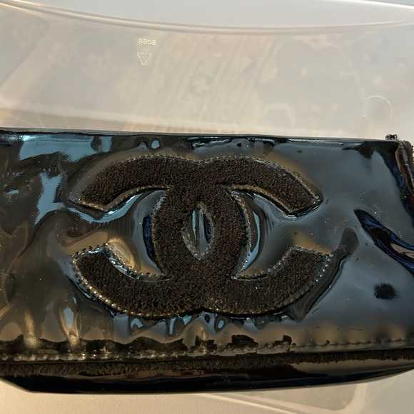 Black Purse - Picture 3 of 11